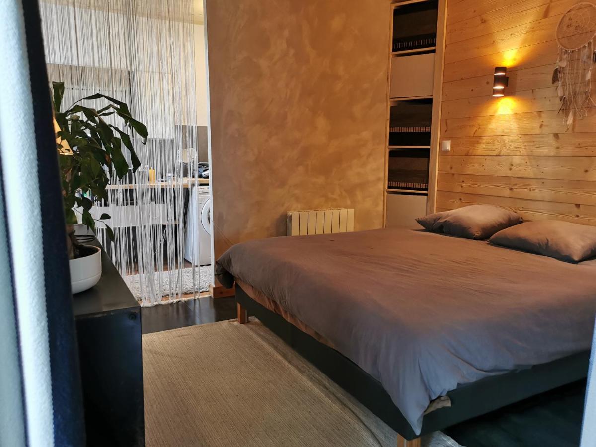 Superbe Appartement Neuf Avec Terrasse Orchamps-Vennes エクステリア 写真